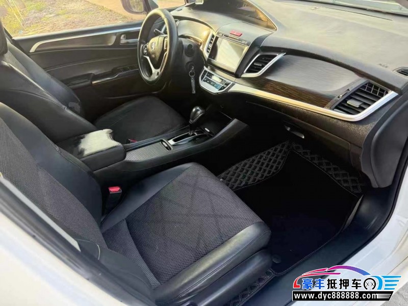 14年本田杰德轿车抵押车出售