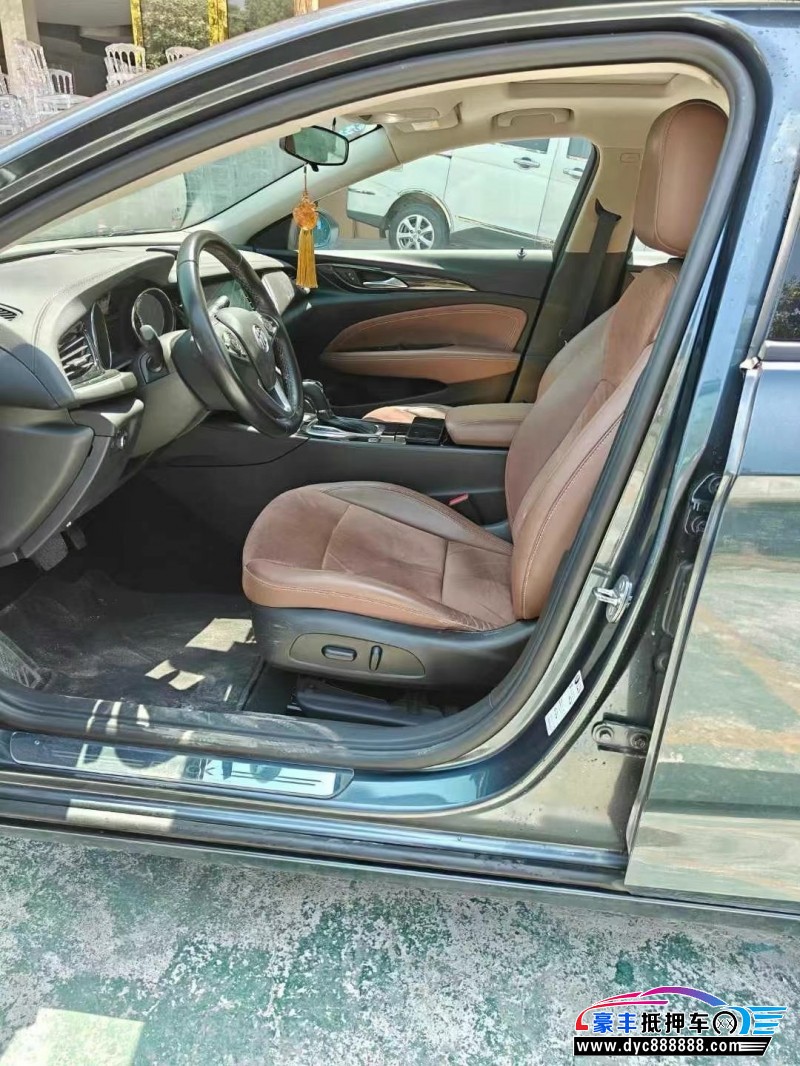 20年别克君威轿车抵押车出售