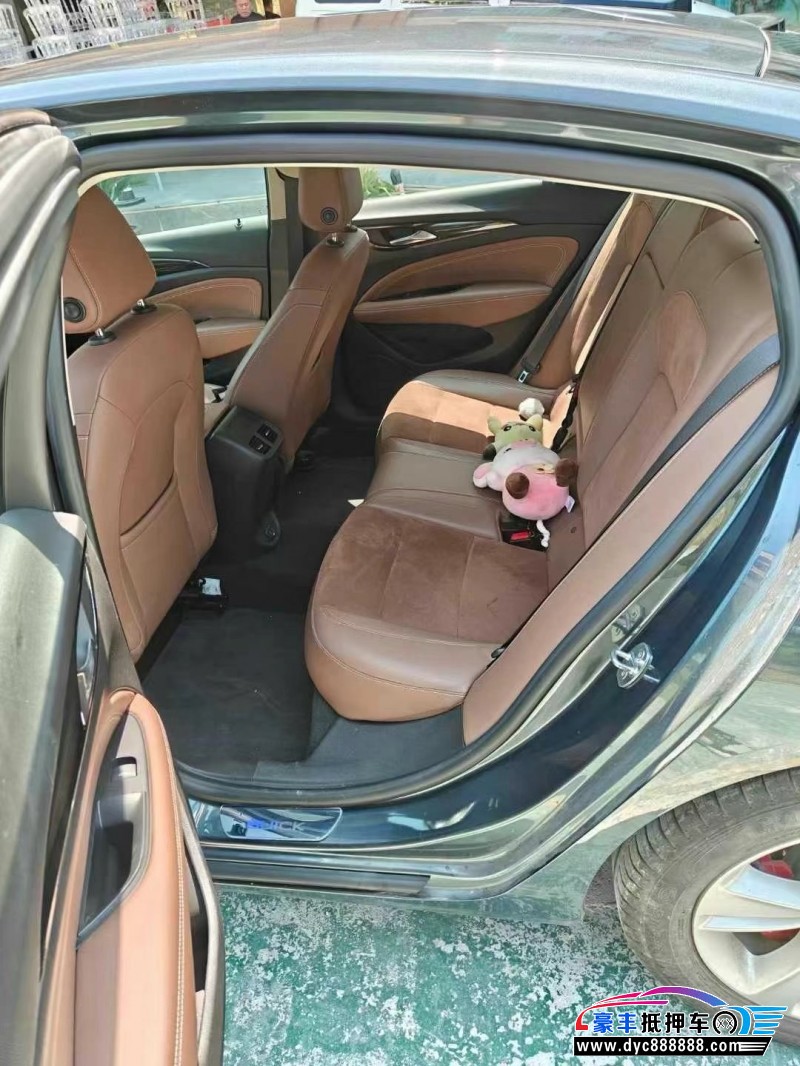 20年别克君威轿车抵押车出售