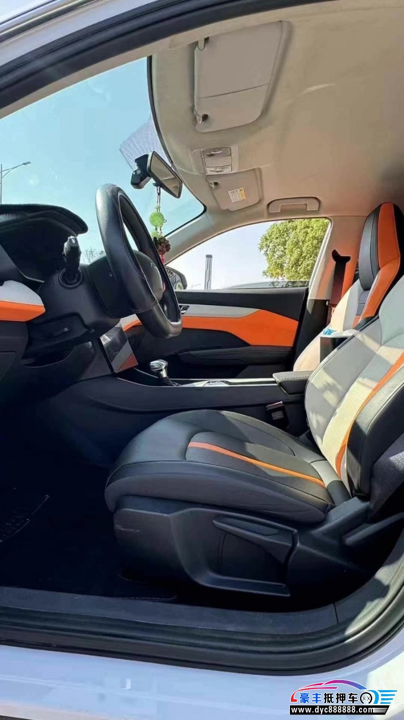 24年东风风神奕炫轿车抵押车出售