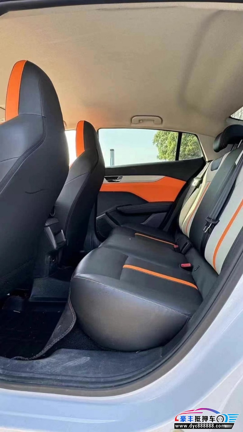 24年东风风神奕炫轿车抵押车出售