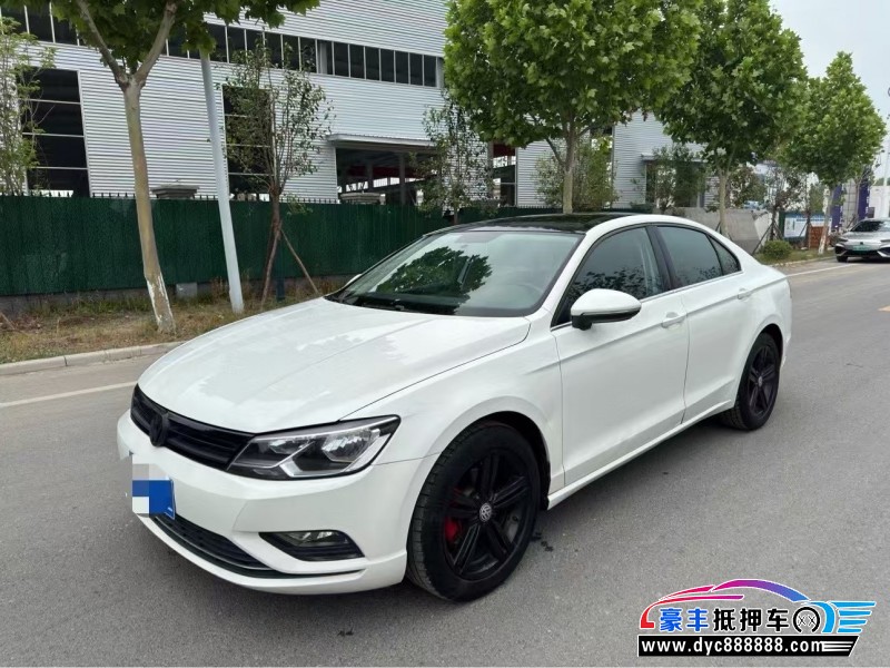 16年大众凌渡轿车抵押车出售