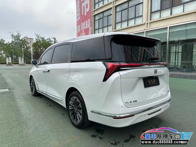 25年别克GL8轿车抵押车出售