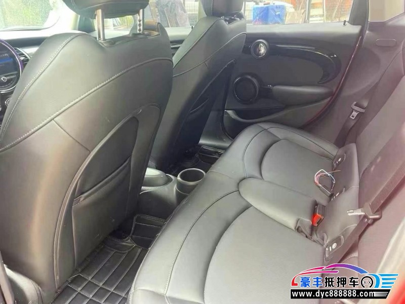 21年宝马MINI轿车抵押车出售