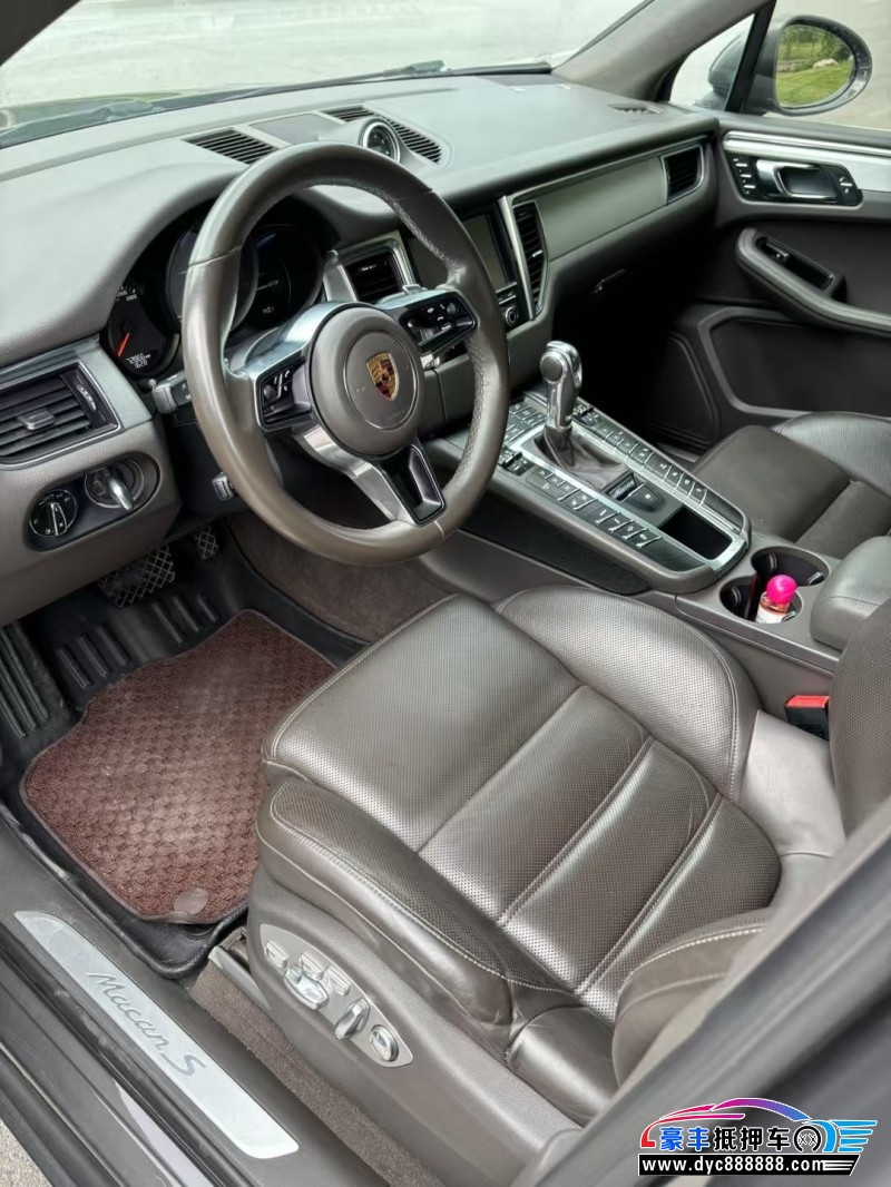 16年保时捷Macan迈凯轿车抵押车出售