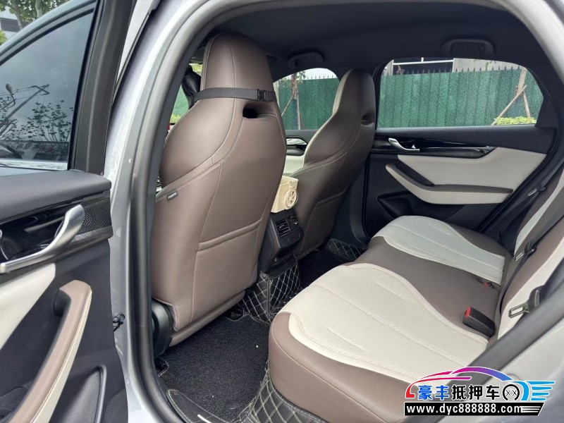 24年比亚迪秦轿车抵押车出售