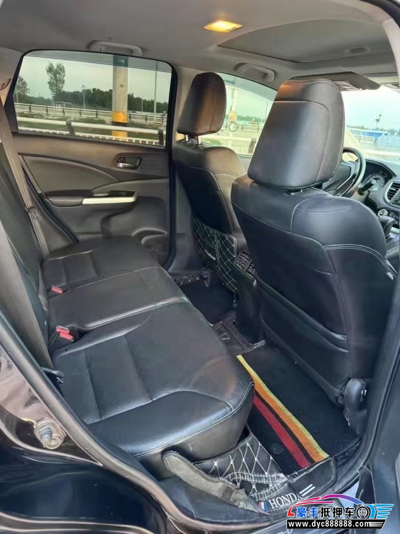 16年本田CR-V轿车抵押车出售