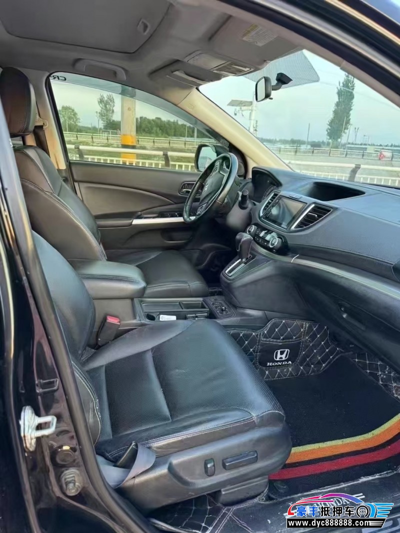 16年本田CR-V轿车抵押车出售