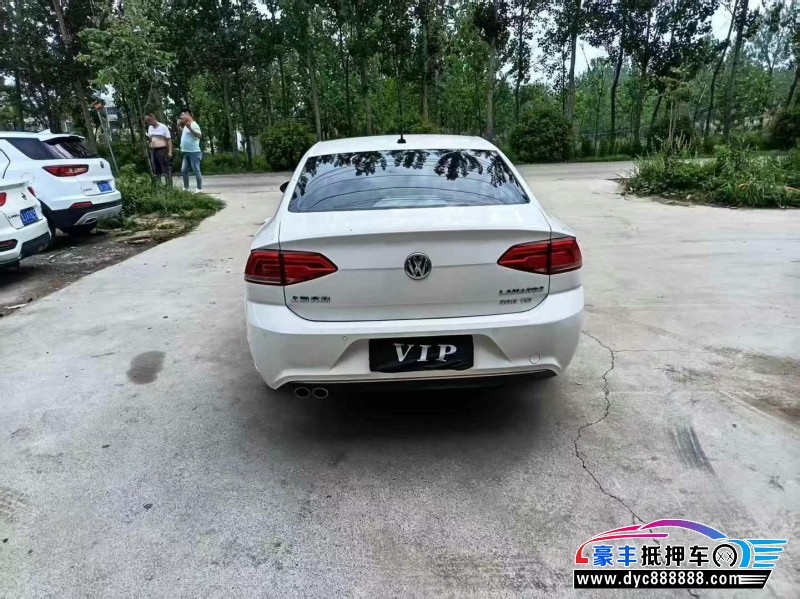 16年大众凌渡轿车抵押车出售