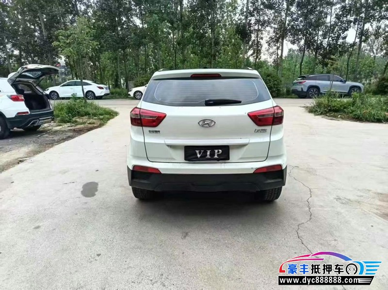 15年现代ix25轿车抵押车出售