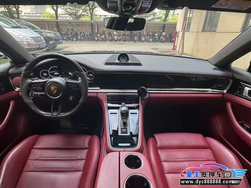 21年保时捷帕纳梅拉轿车抵押车出售