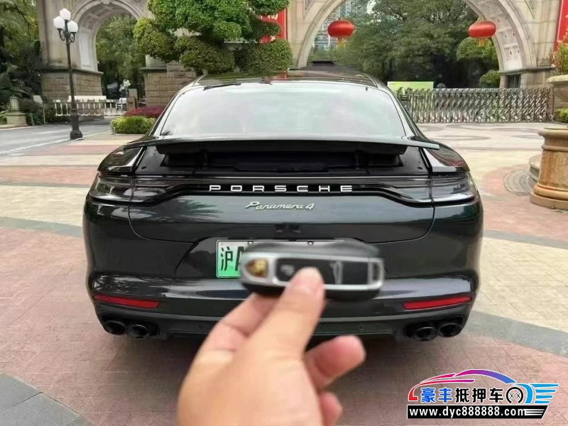 21年保时捷帕纳梅拉轿车抵押车出售