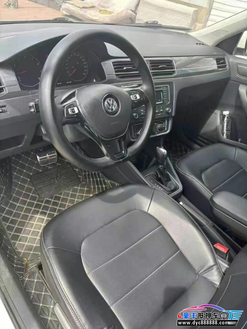 18年大众桑塔纳轿车抵押车出售