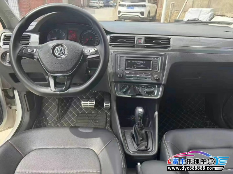 18年大众桑塔纳轿车抵押车出售