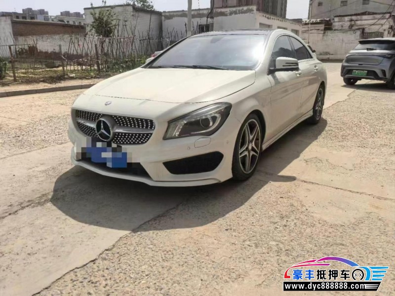 16年奔驰CLA轿车抵押车出售