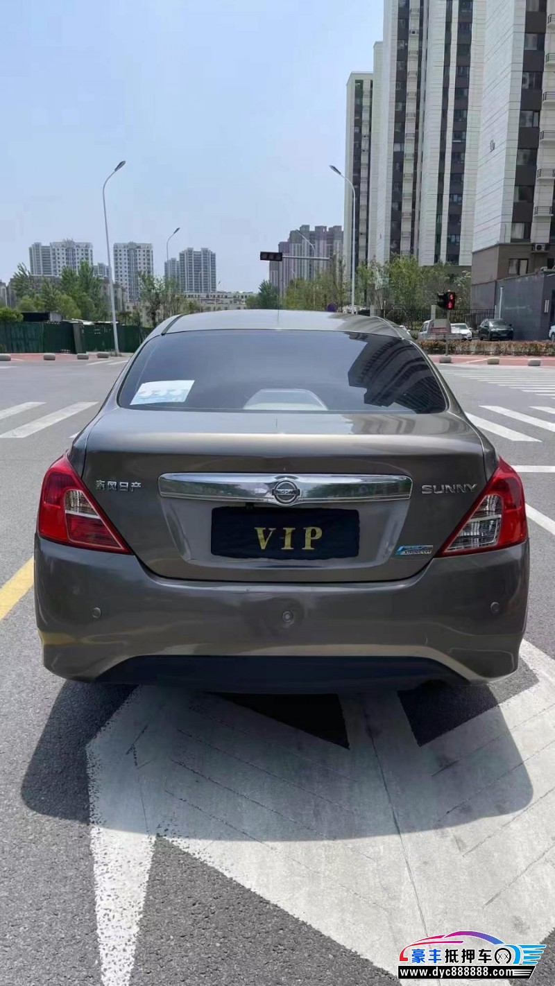 16年日产阳光轿车抵押车出售