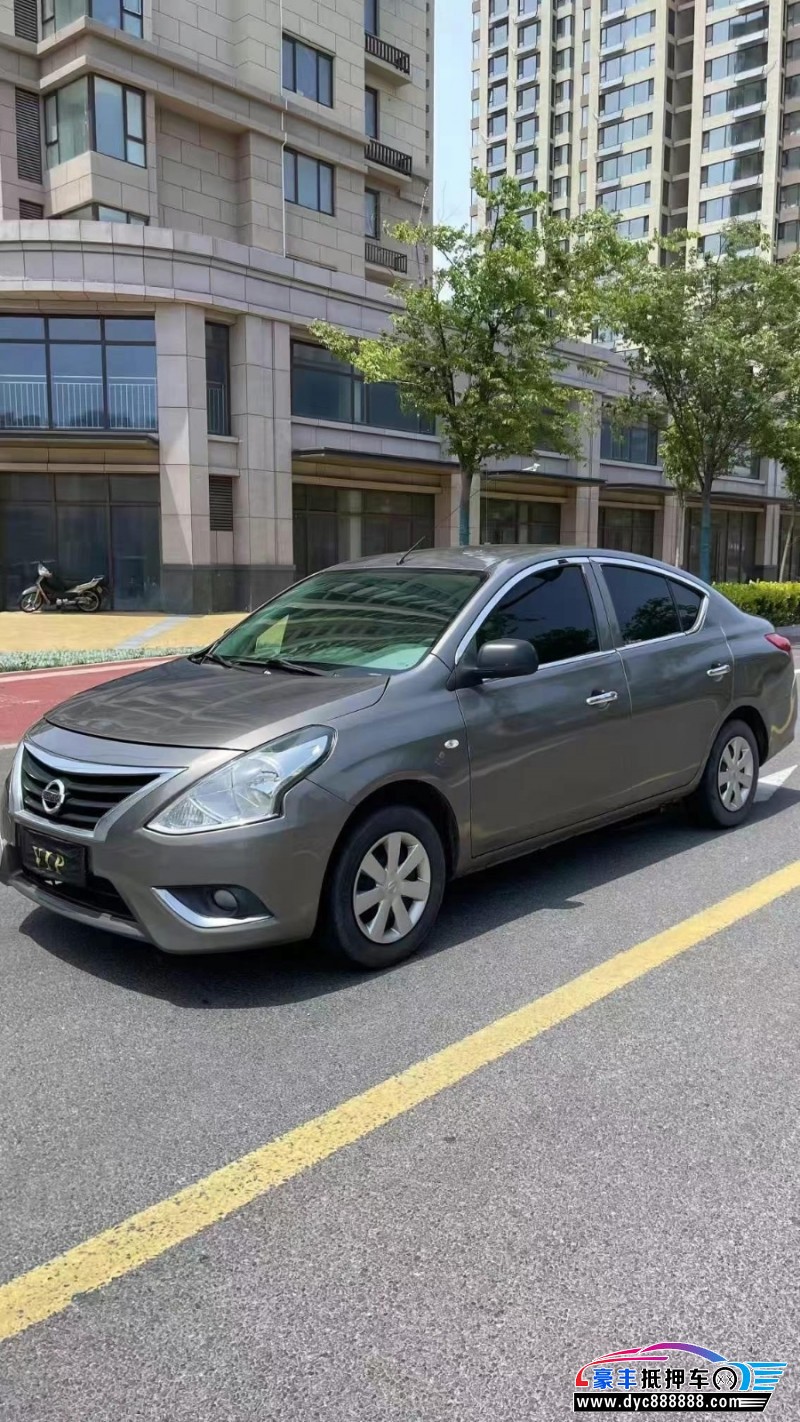 16年日产阳光轿车抵押车出售