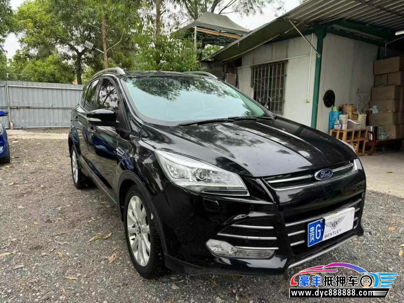 15年福特翼虎轿车抵押车出售