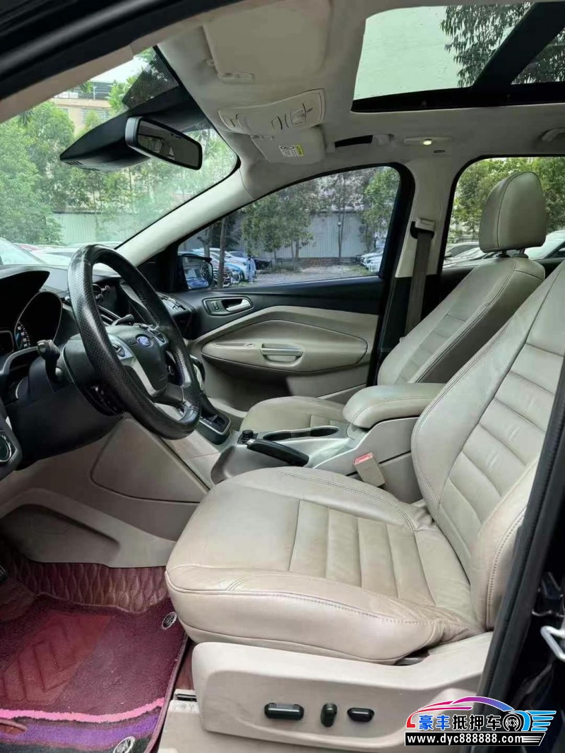 15年福特翼虎轿车抵押车出售