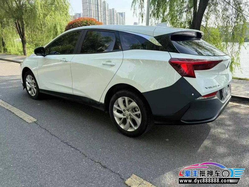 24年别克微蓝轿车抵押车出售