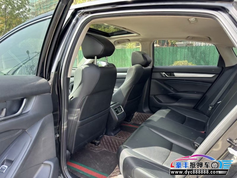 20年本田雅阁轿车抵押车出售