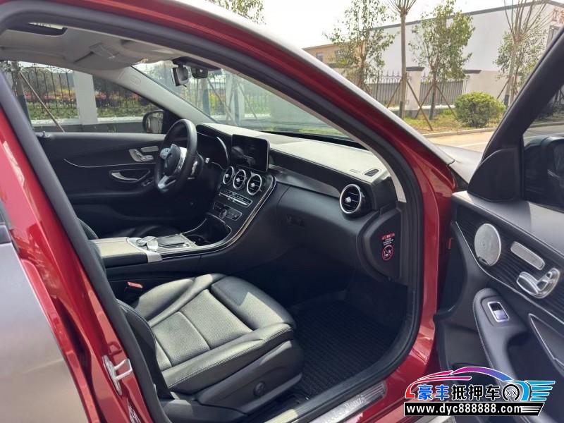 21年奔驰C轿车抵押车出售