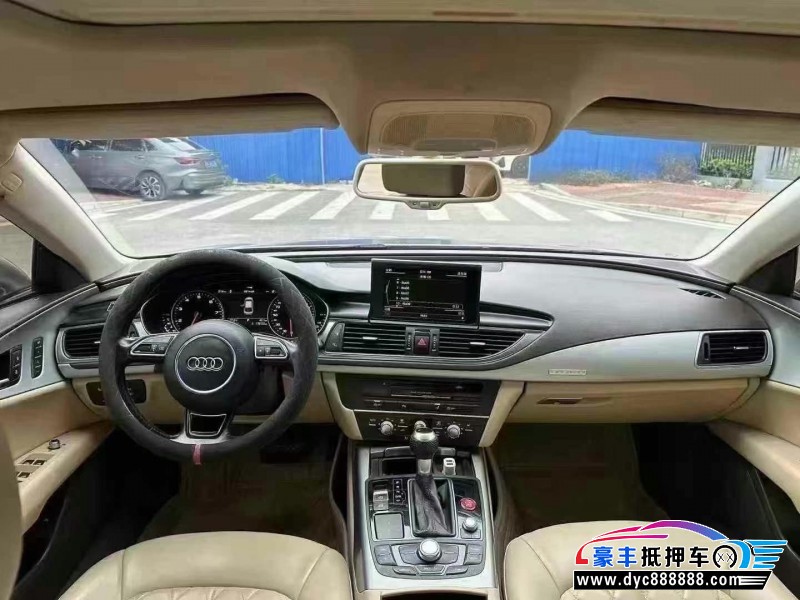 12年奥迪A7轿车抵押车出售