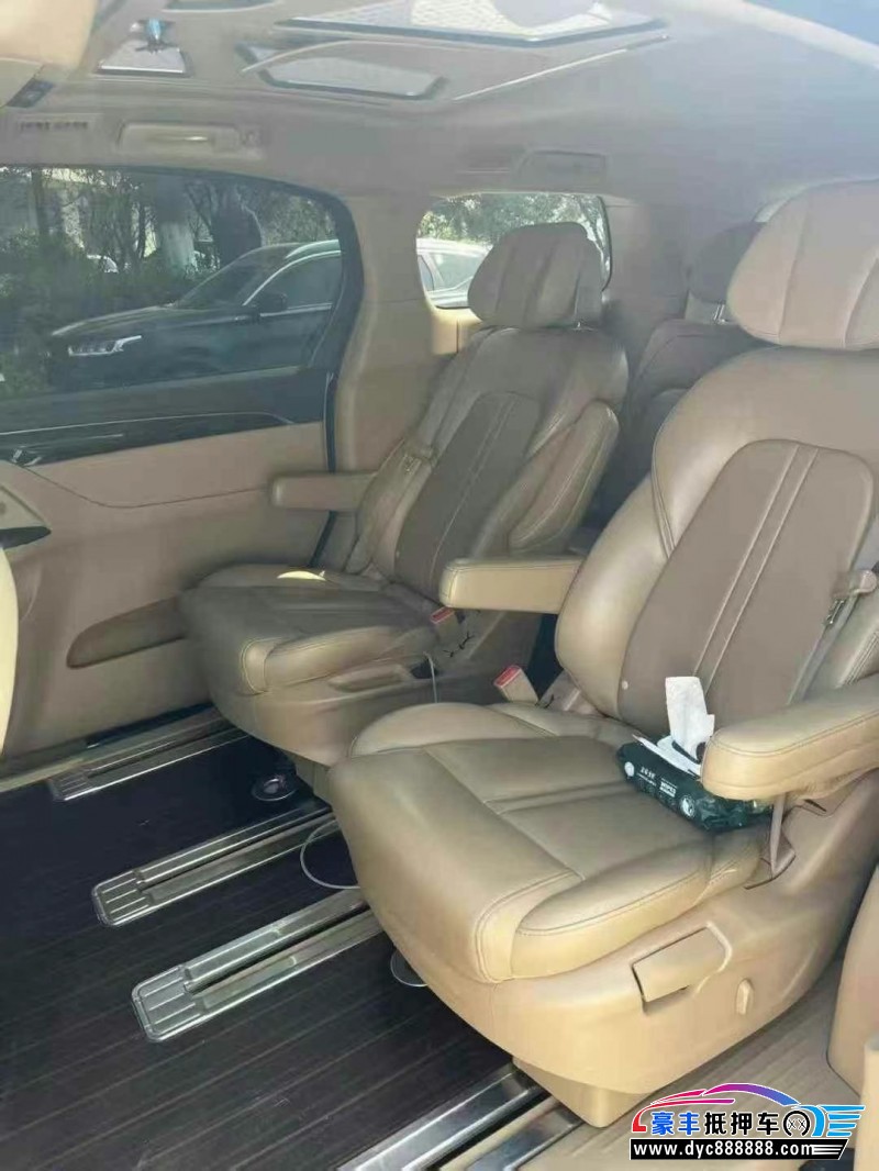 18年别克GL8轿车抵押车出售