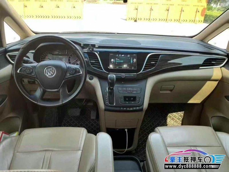 18年别克GL8轿车抵押车出售