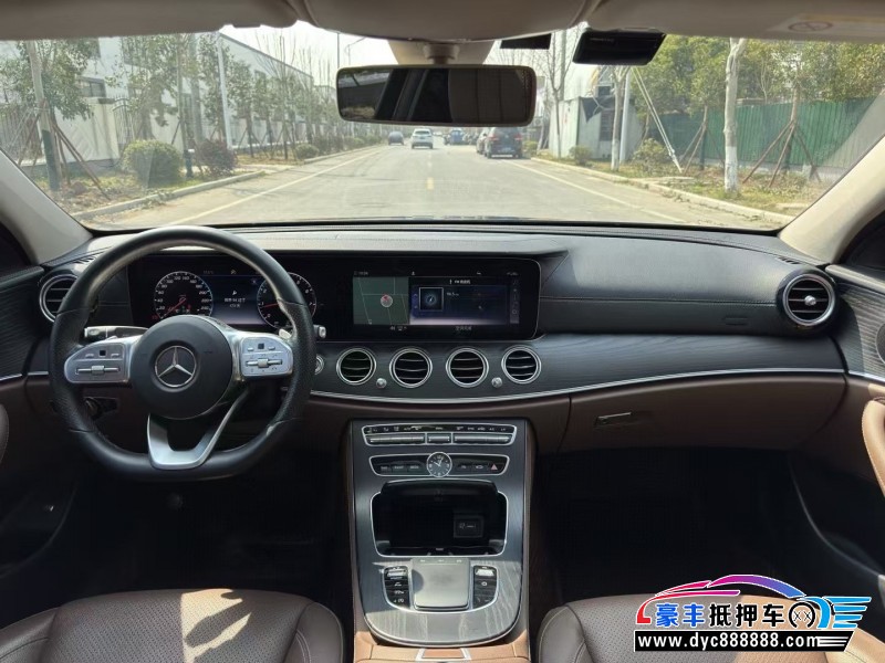 20年奔驰E轿车抵押车出售