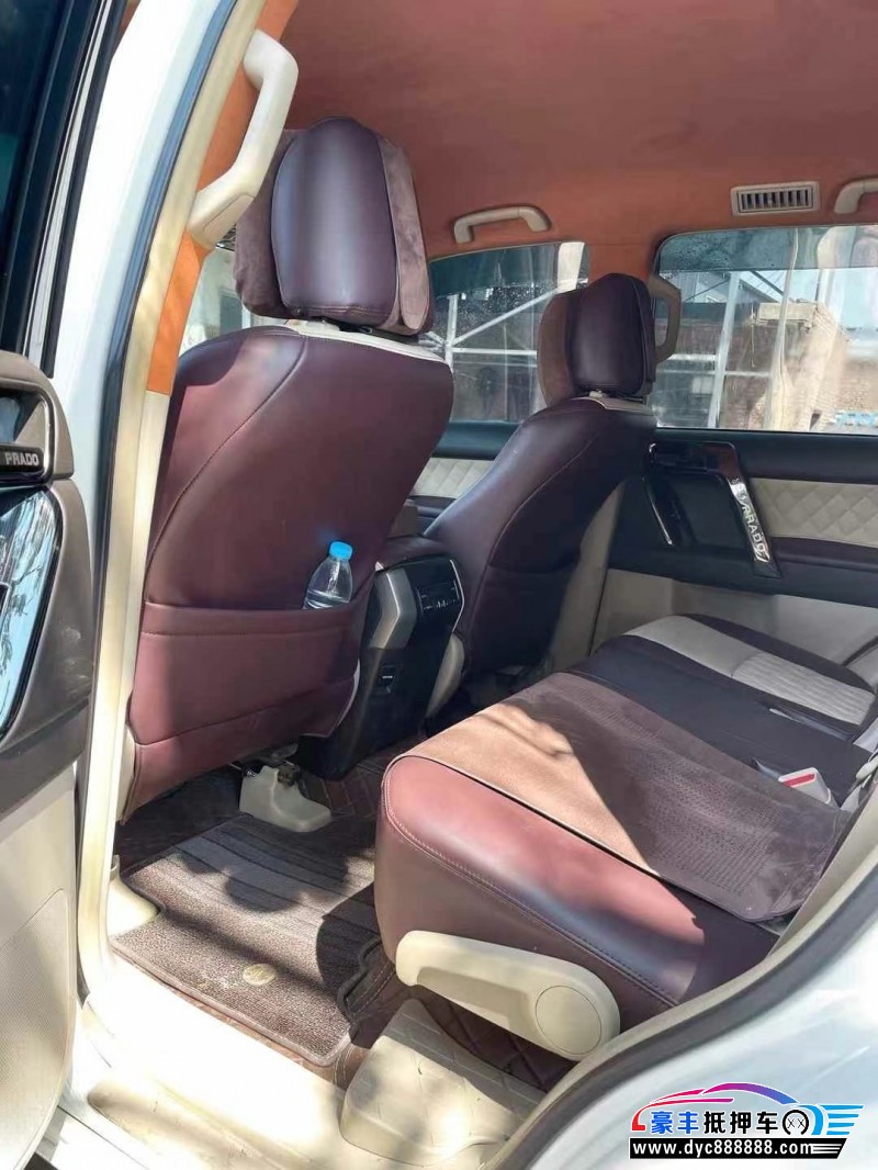 13年丰田普拉多（霸道）轿车抵押车出售
