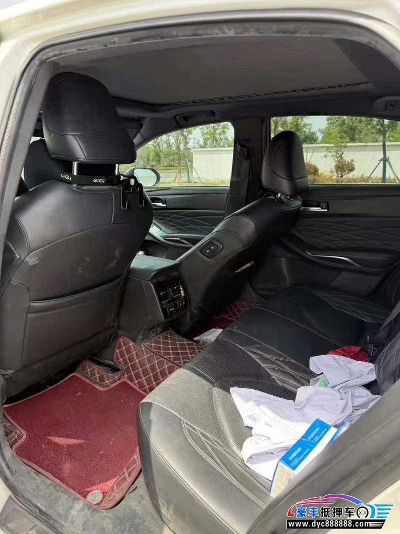 19年丰田亚洲龙轿车抵押车出售