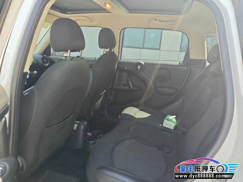 14年宝马MINI轿车抵押车出售