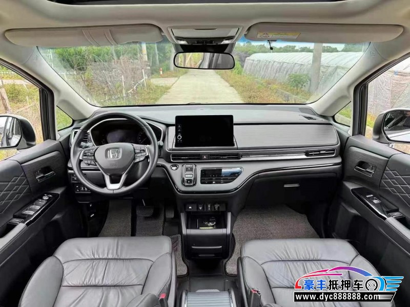 24年本田艾力绅轿车抵押车出售