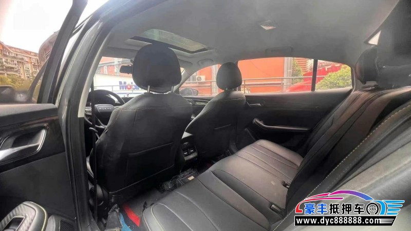 22年荣威i5轿车抵押车出售