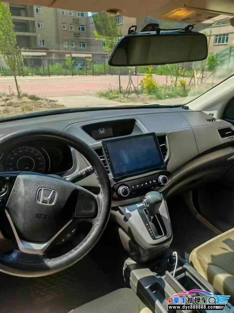 15年本田CR-V轿车抵押车出售