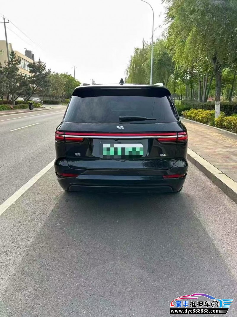 21年理想ONE轿车抵押车出售