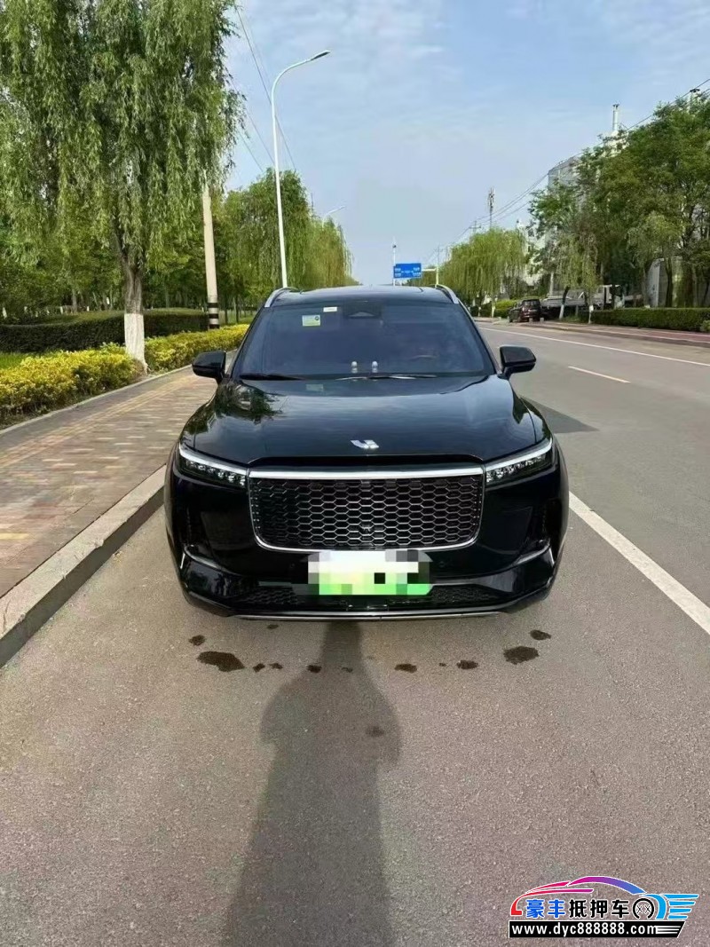 21年理想ONE轿车抵押车出售