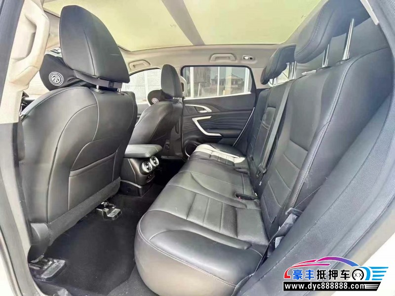 21年WEYVV7轿车抵押车出售