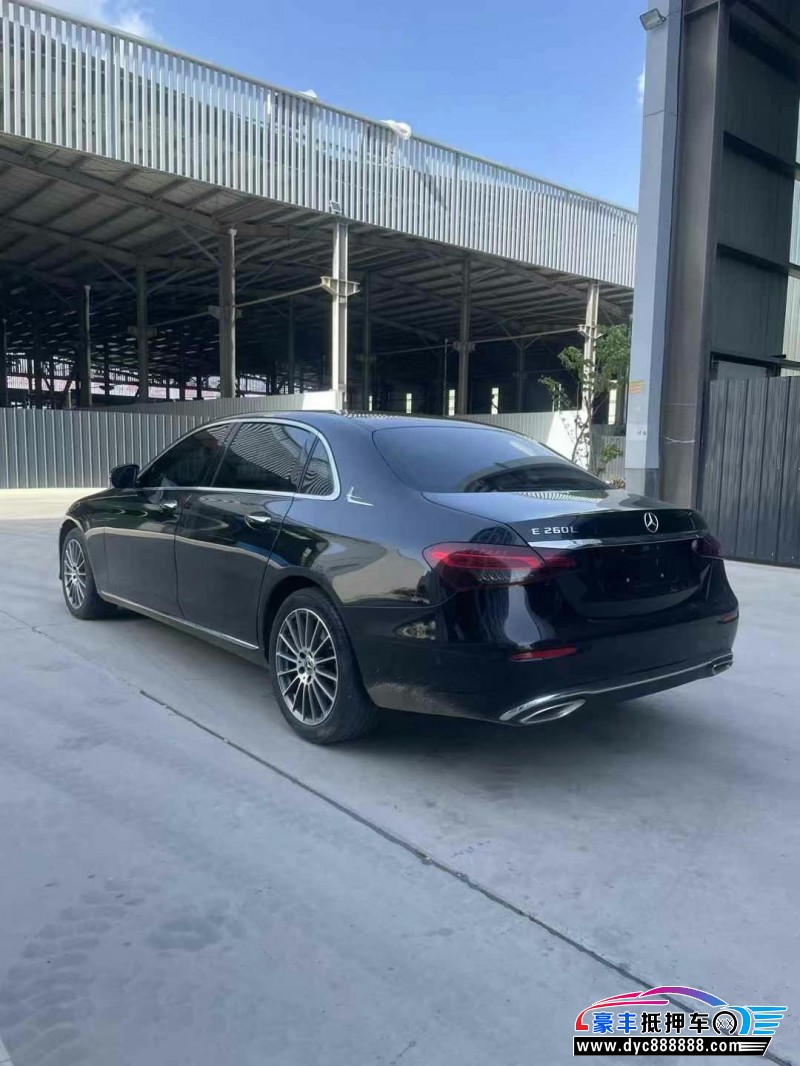 21年奔驰E轿车抵押车出售