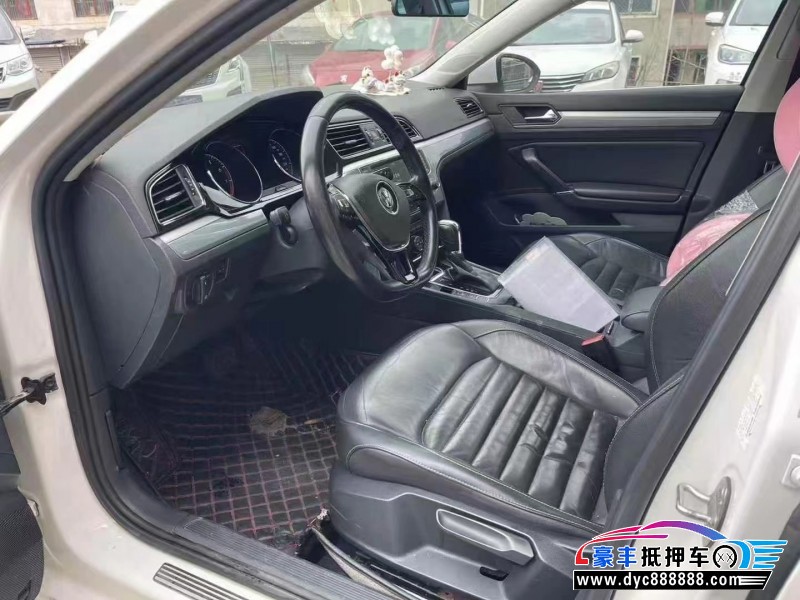 18年大众凌渡轿车抵押车出售