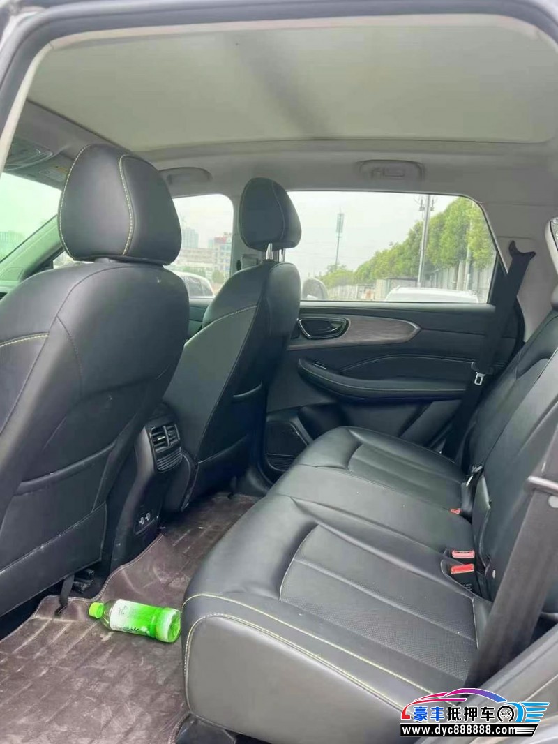 22年荣威RX5轿车抵押车出售