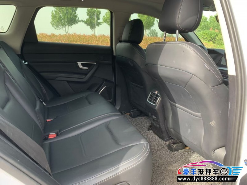 20年比亚迪宋轿车抵押车出售