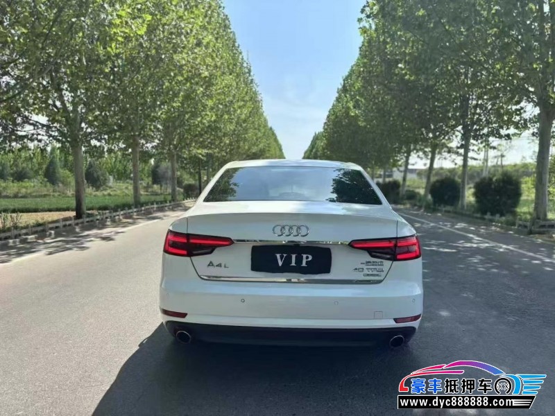 17年奥迪A4L轿车抵押车出售
