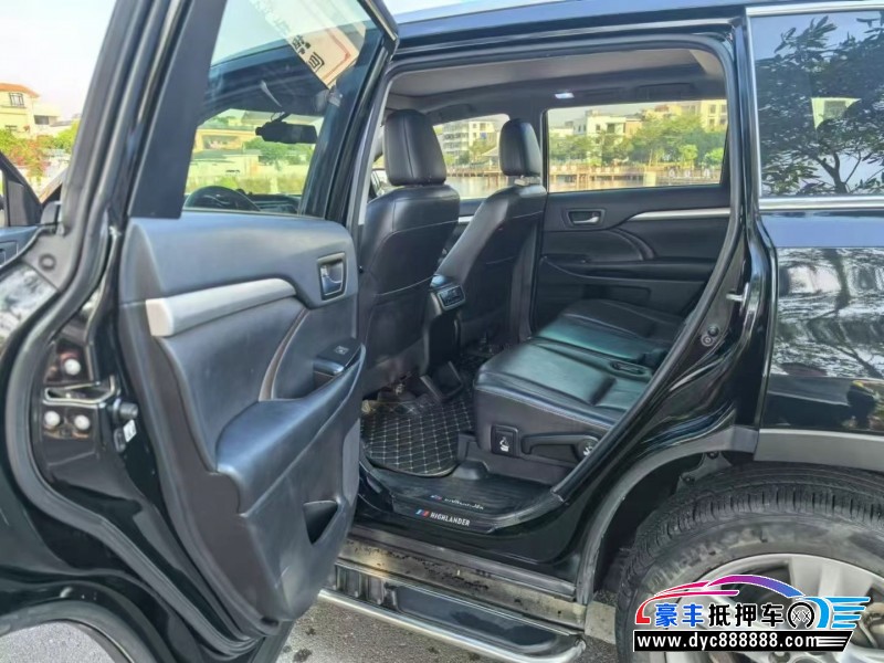 16年丰田汉兰达轿车抵押车出售