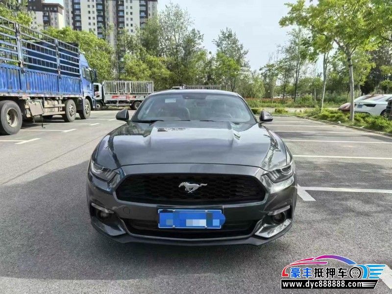 18年福特野马轿车抵押车出售