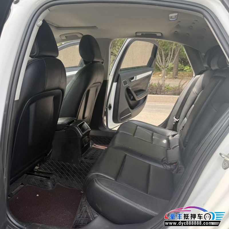 14年奥迪A4L轿车抵押车出售