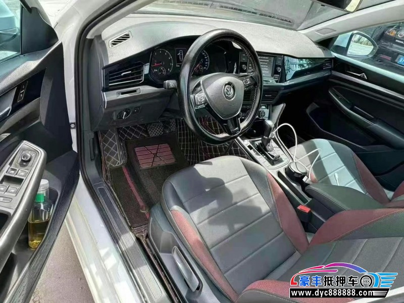 19年大众宝来轿车抵押车出售