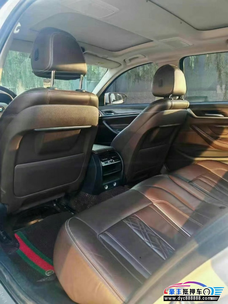 19年宝马5系轿车抵押车出售