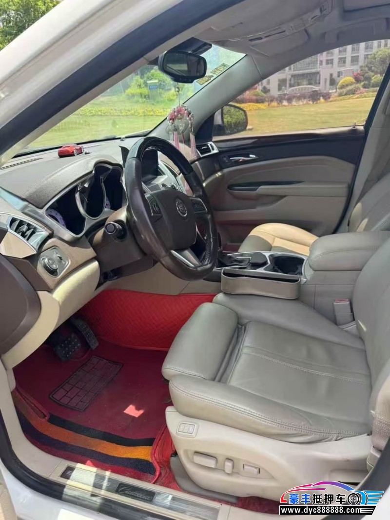 13年凯迪拉克SRX轿车抵押车出售